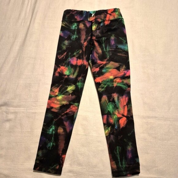 Old Navy Active girls size S or 6/7 black leggings with neon feathery pattern - Picture 3 of 5